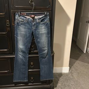 Lucky brand size 6/28 blue jean